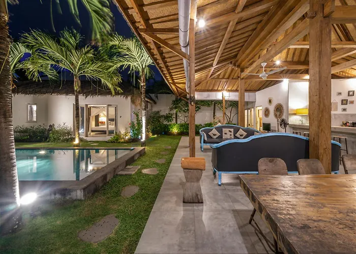 Villa Palm Tree - Huge 4bd Center
