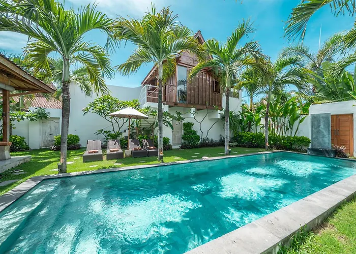 Palm Tree - Huge 4bd Center * Seminyak