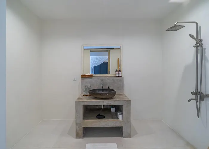 Palm Tree - Huge 4bd Center ヴィラ *